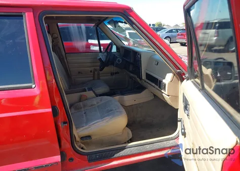 1996 Jeep Cherokee Se z USA, uszkodzony, nr VIN 1J4FT28S6TL119932